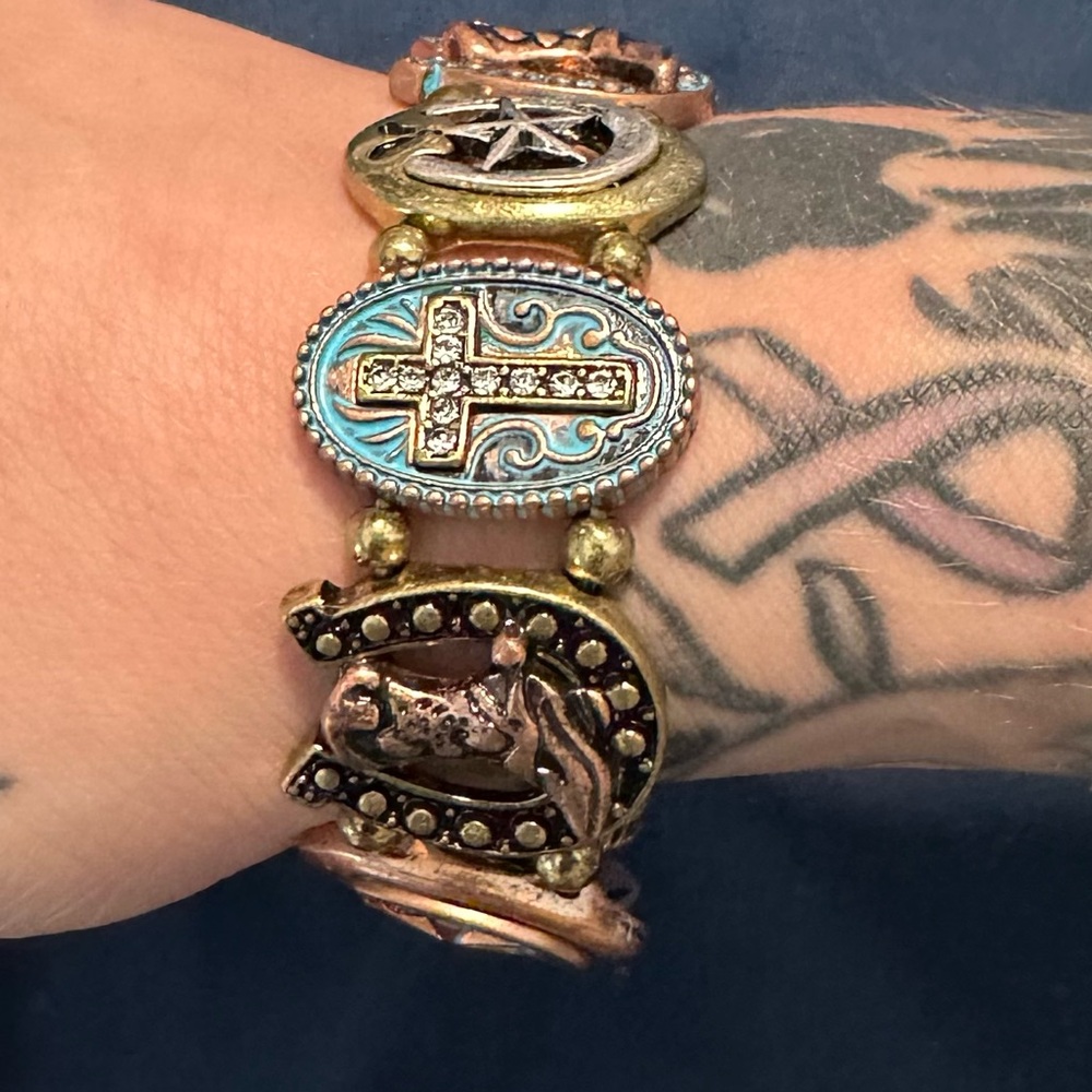 Western Cowgirl Vintage Tritone Cross, Horseshoe, Star Stretch Bracelet Patina